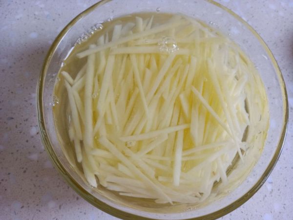 清炒胡萝卜土豆丝