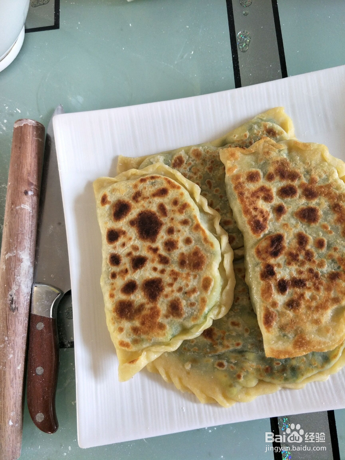 三鲜韭菜盒子的做法