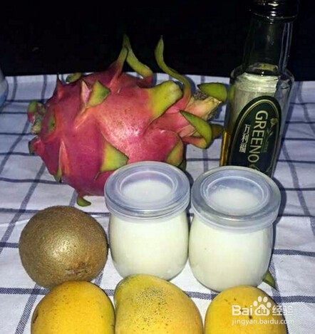 亚麻籽油果球虾仁沙拉的做法