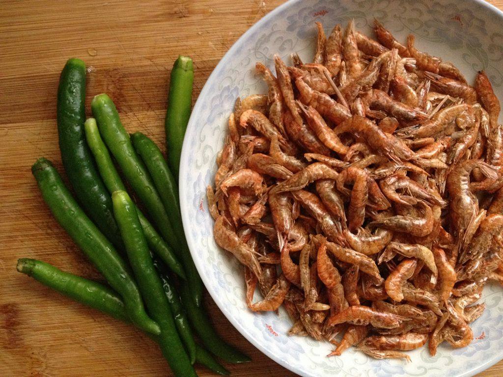辣炒小河虾，麻麻辣辣的下饭神器