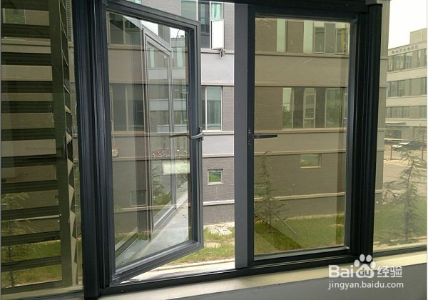 家居纱窗清洗都有哪些方法？