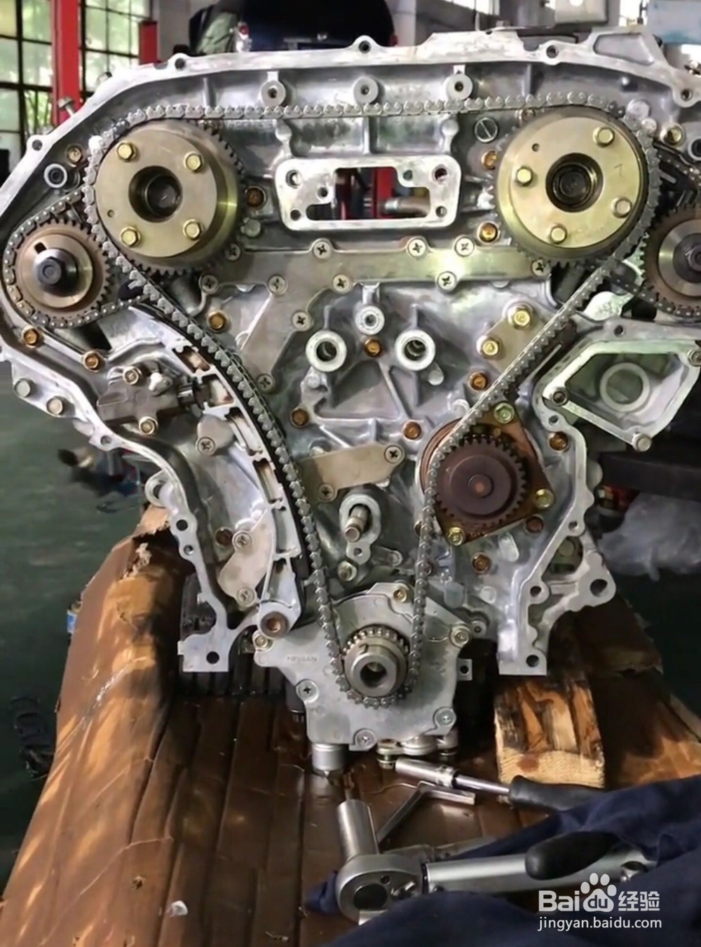 尼桑天籁2.3发动机正时链条标记
