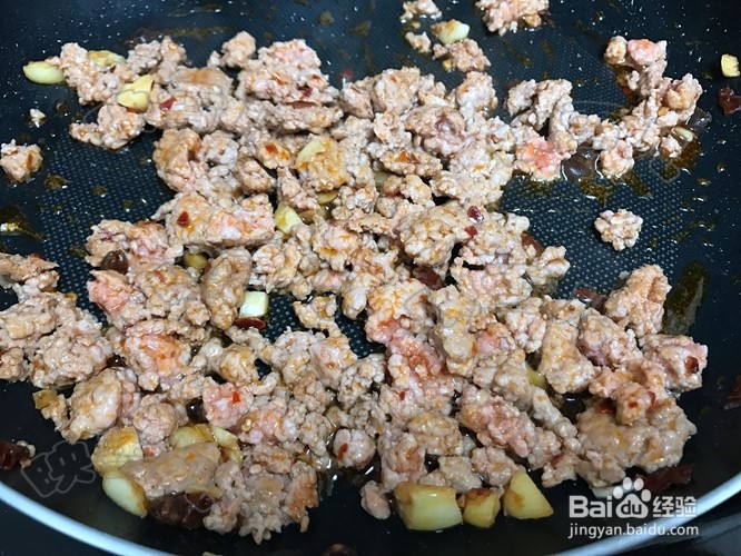 肉末煮油豆泡