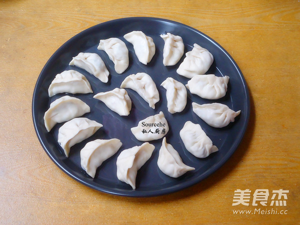 芝士烤饺子的做法