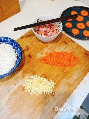 团团圆圆的珍珠丸子的做法