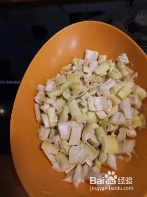 健康养生佳品油焖笋(珐琅锅版)的做法