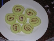 鲜美香兰叶小蛋卷