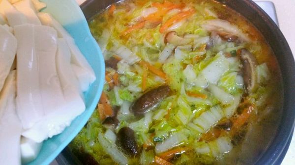 白菜豆腐三丝汤