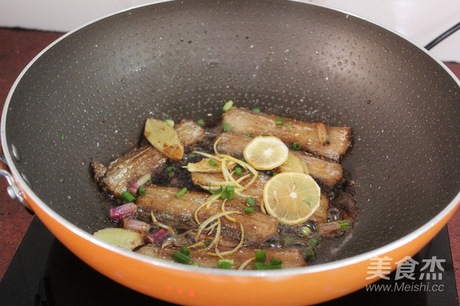 柠檬煎带鱼的做法
