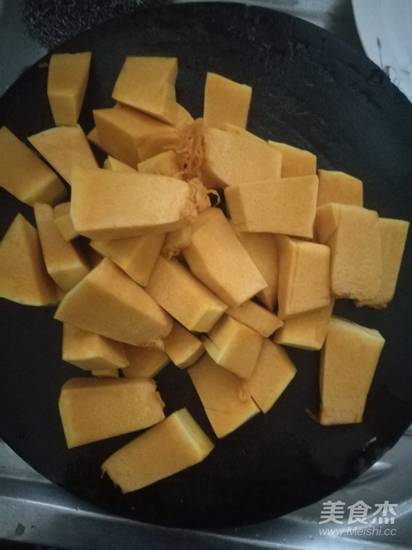 排骨蒸南瓜的做法