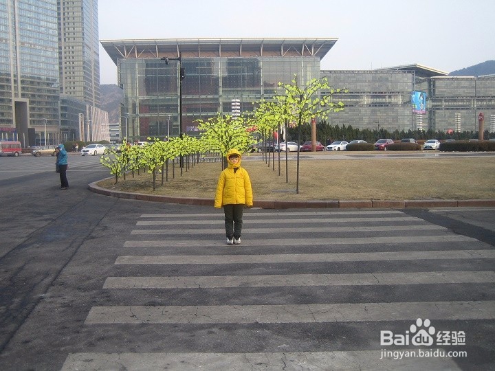 老年人怎样拍孩子跑的画面