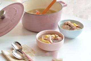 如何在家就能简单做一份猪肚白果鸡汤呢？