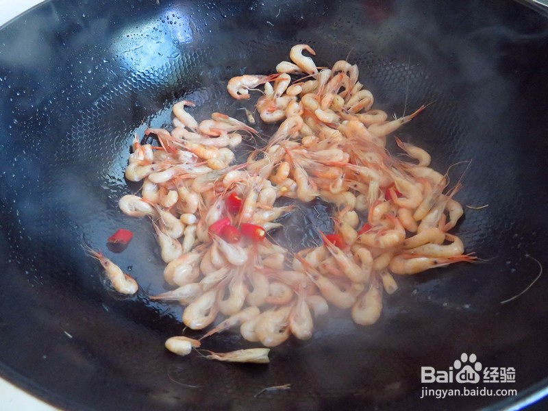 带你做韭菜炒湖虾