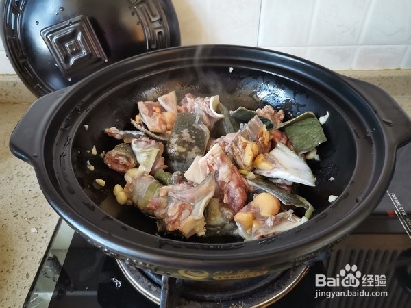 怎么做鸡腿菇炖甲鱼煲