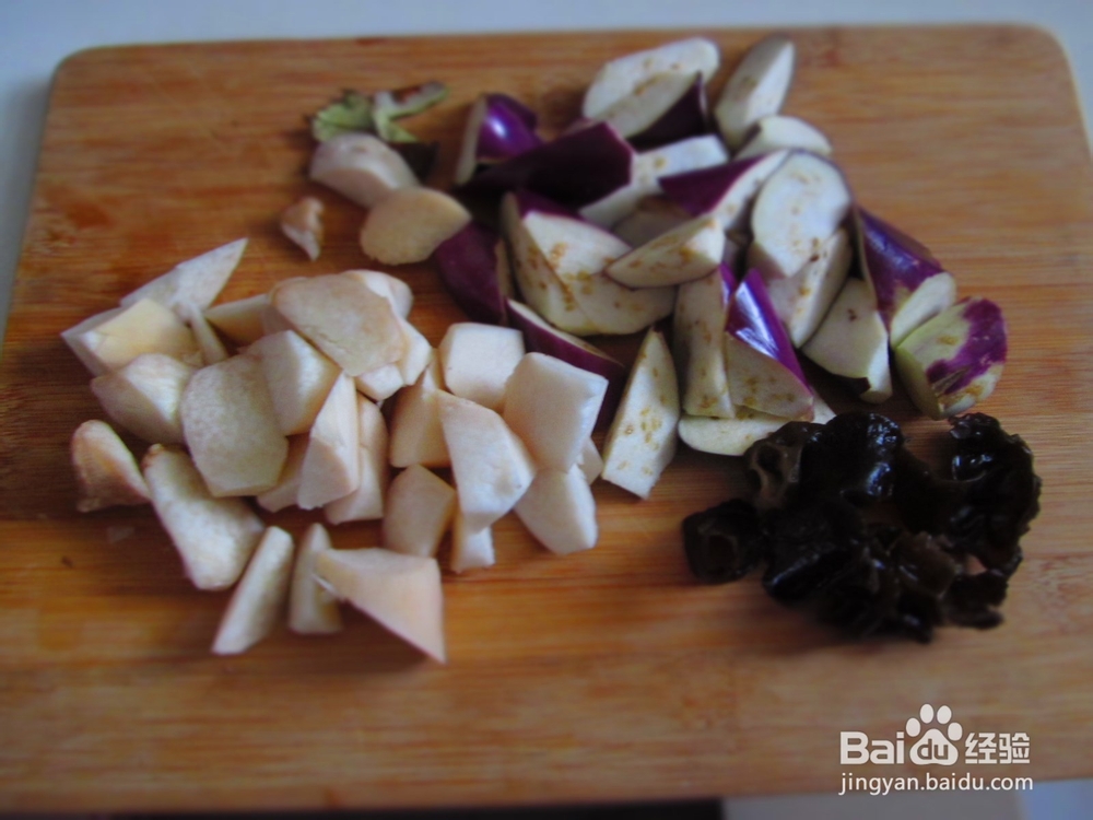 杏鲍菇炒茄子的做法