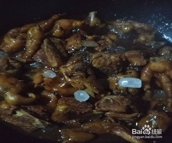 如何做健康无油的啤酒炖鸡爪排骨