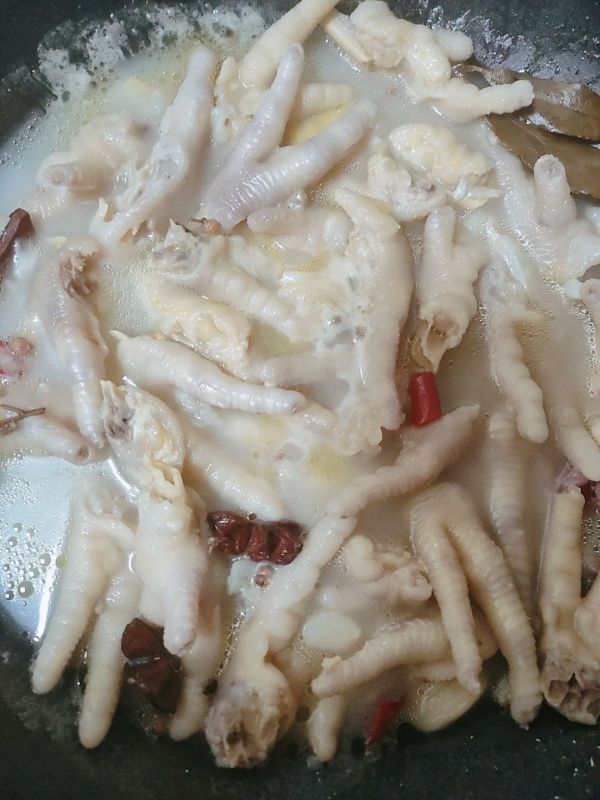 鸡爪大哥约会柠檬妹