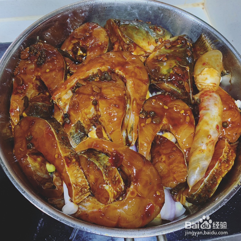 怎么做三汁焖鱼？