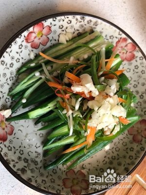 健康养生佳品白灼秋葵的做法