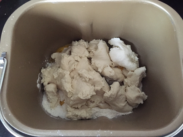 牛奶中种辫子面包