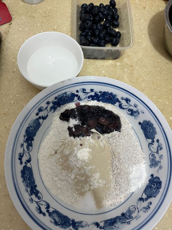 无油无糖蓝莓贝果