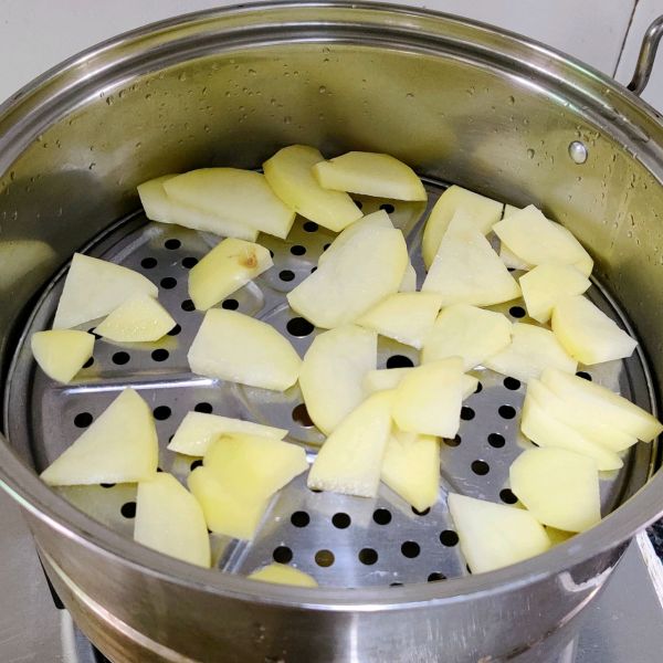 鸡蛋土豆爱心三明治