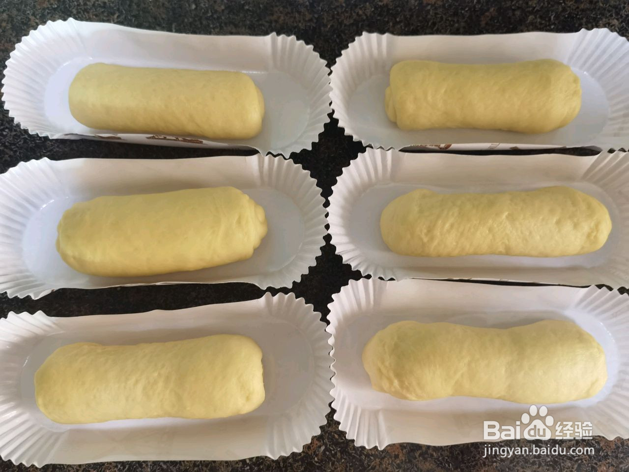 椰丝奶油面包的做法