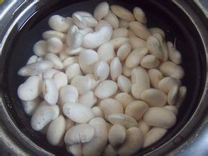 葱香酒酿芸豆