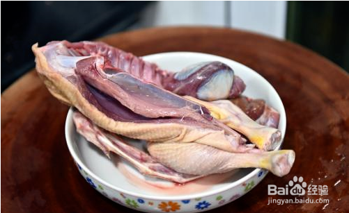 怎样做酸菜鸭肉面