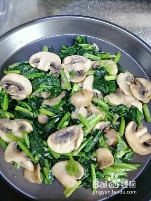 口蘑菠菜松饼减肥健身餐