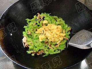 夏日苦瓜炒鸡蛋