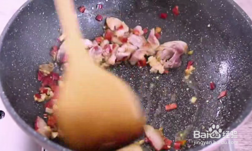 怎么做一份美味的鲜笋小炒肉？