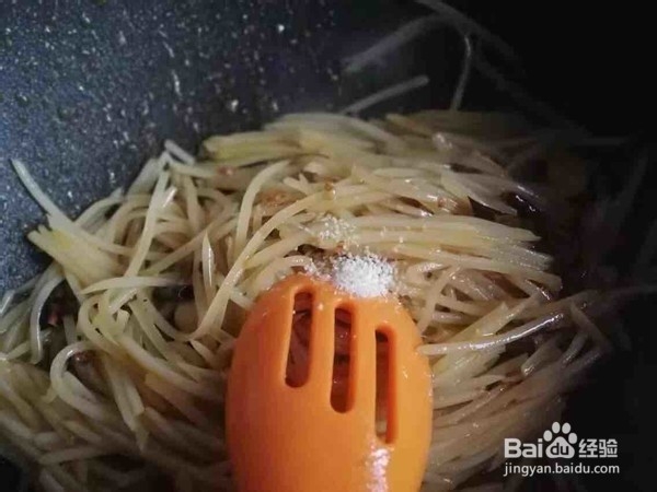 酸辣土豆丝的做法