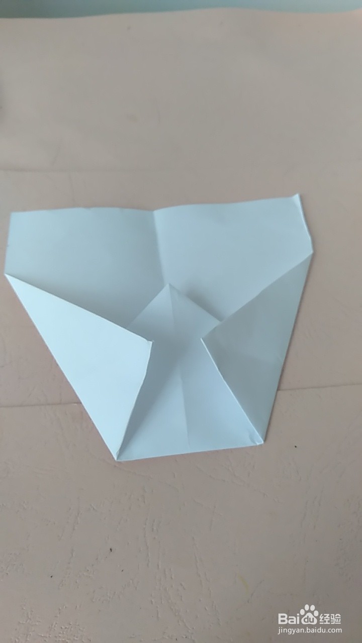 简易纸飞机折叠方法