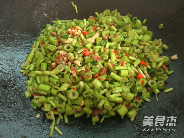 霉豆豉炒空心菜梗