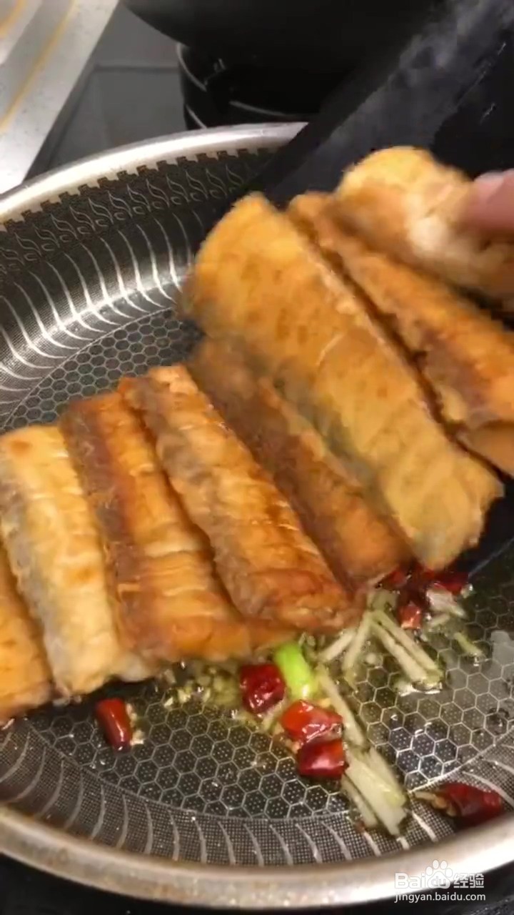 如何制作红烧带鱼