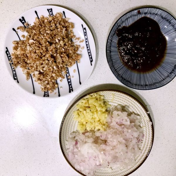 黑椒山药牛肉粒