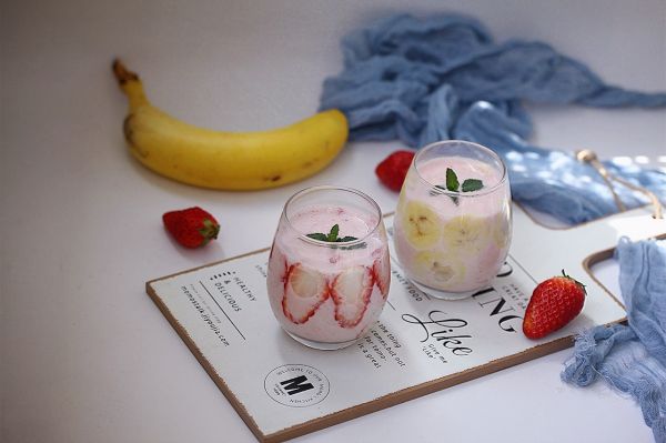 香蕉草莓思慕雪