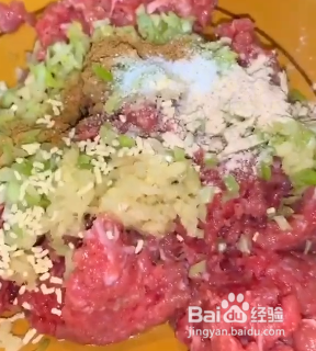 如何做牛肉萝卜丝汤呢