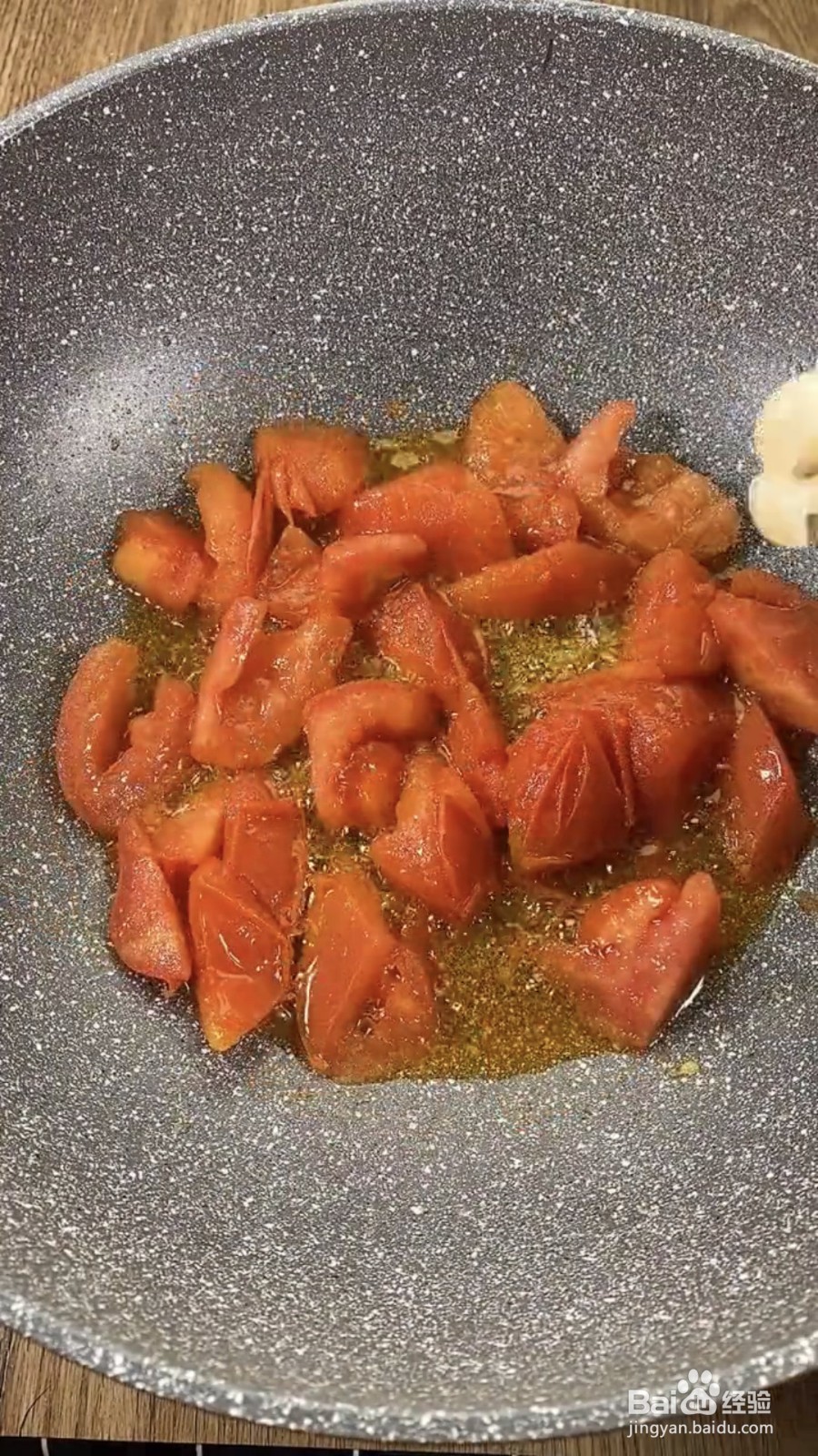 海鲜菇炒鸡蛋的做法