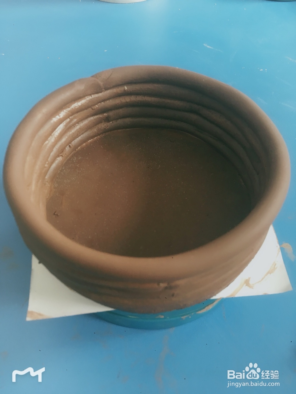 泥条盘筑笔筒的简易教程