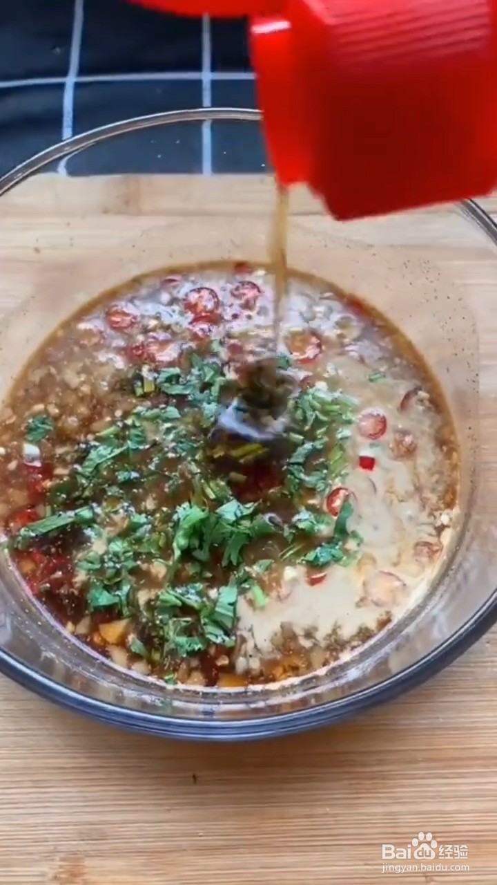 如何制作凉拌鸡腿