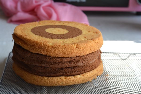 可可棋格奶油蛋糕