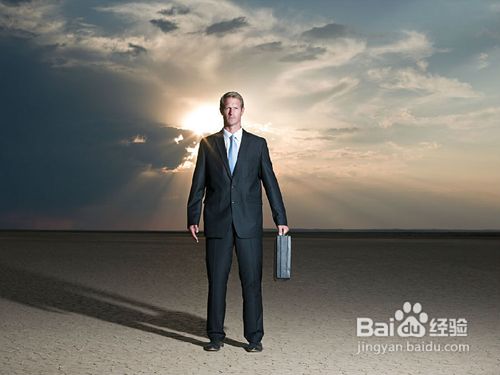 男士皮包如何搭配才符合礼仪？