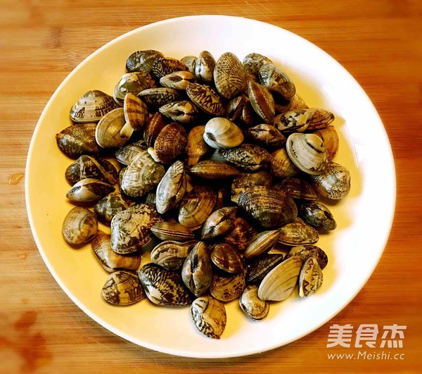 蚝油花蛤的做法