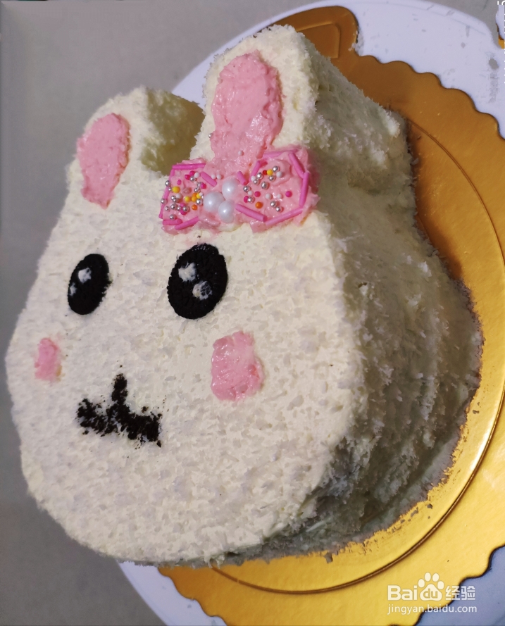 萌兔宝宝奶油生日蛋糕