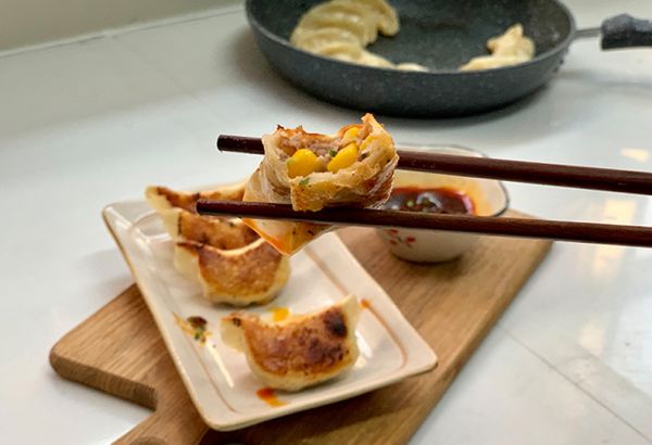 玉米猪肉生煎饺