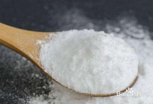 白色衣物变黄了怎么洗才能变白