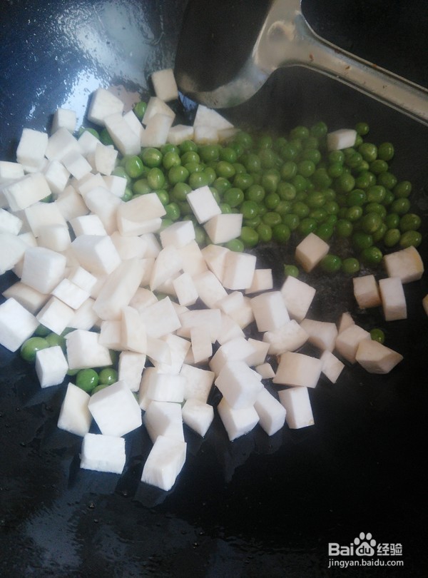 教你做豌豆杏鲍菇炒肉丁