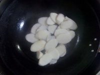 餐桌上的常客——五彩缤纷炒山药